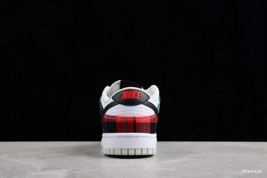 DV0827-100 Dunk Tartan Low Nike Plaid 0103